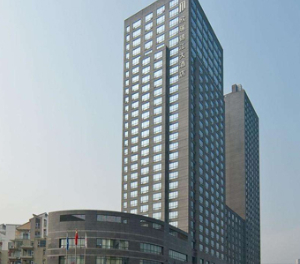 欧瑞锦江大酒店外墙清洗